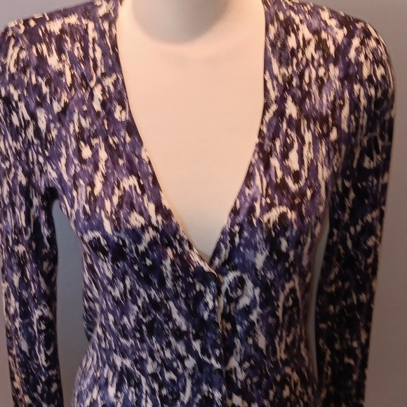 Elie Tahari silk cashmere light cardigan - Picture 2 of 5